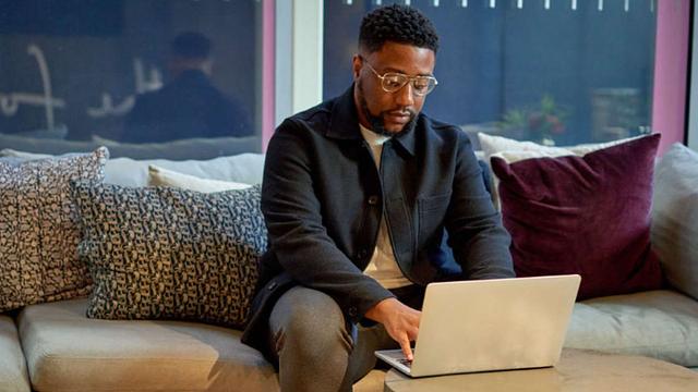 How to Become a Freelance Writer