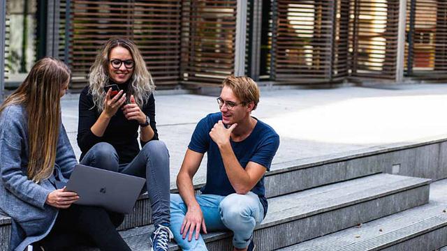 How to Get a Job in Digital Marketing