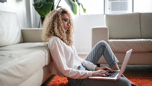 How to Become a Freelance Digital Marketer
